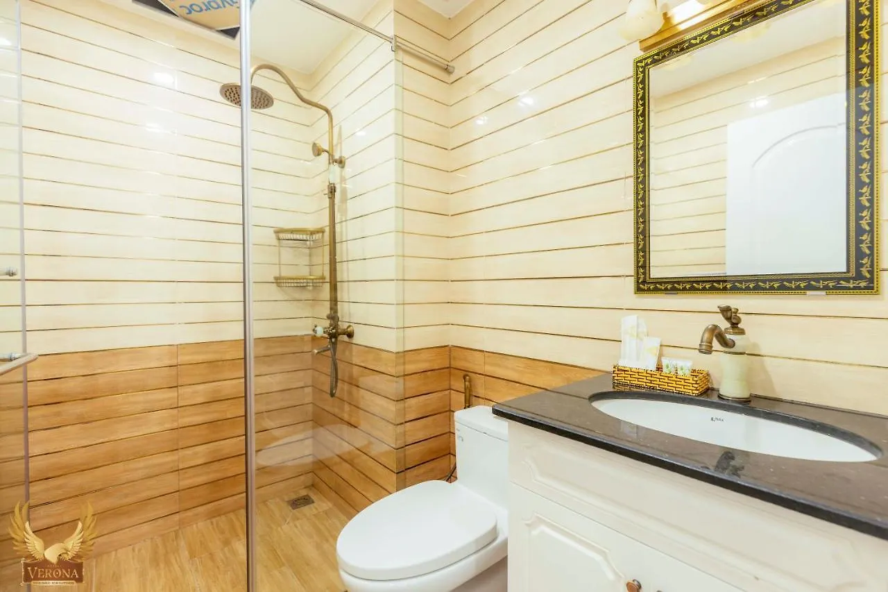 Verona Apartment ニャチャン